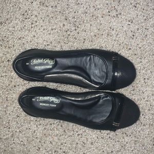Size 8 flats
